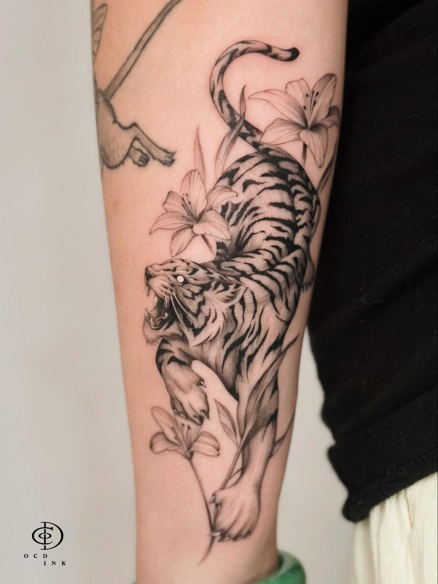 9 Meaningful Vietnamese Traditional Tattoo Ideas & Their Origins in 2026 tiger tattoo
