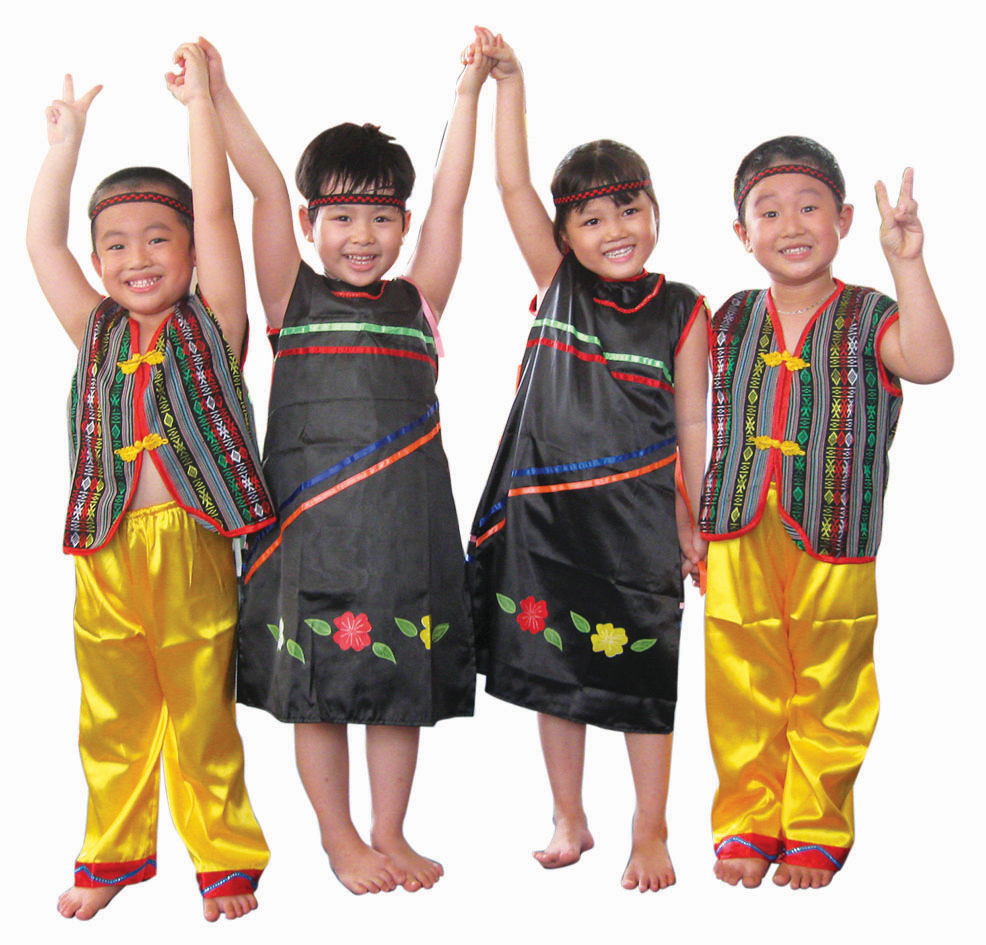 Trang phục tây nguyên nam nữ