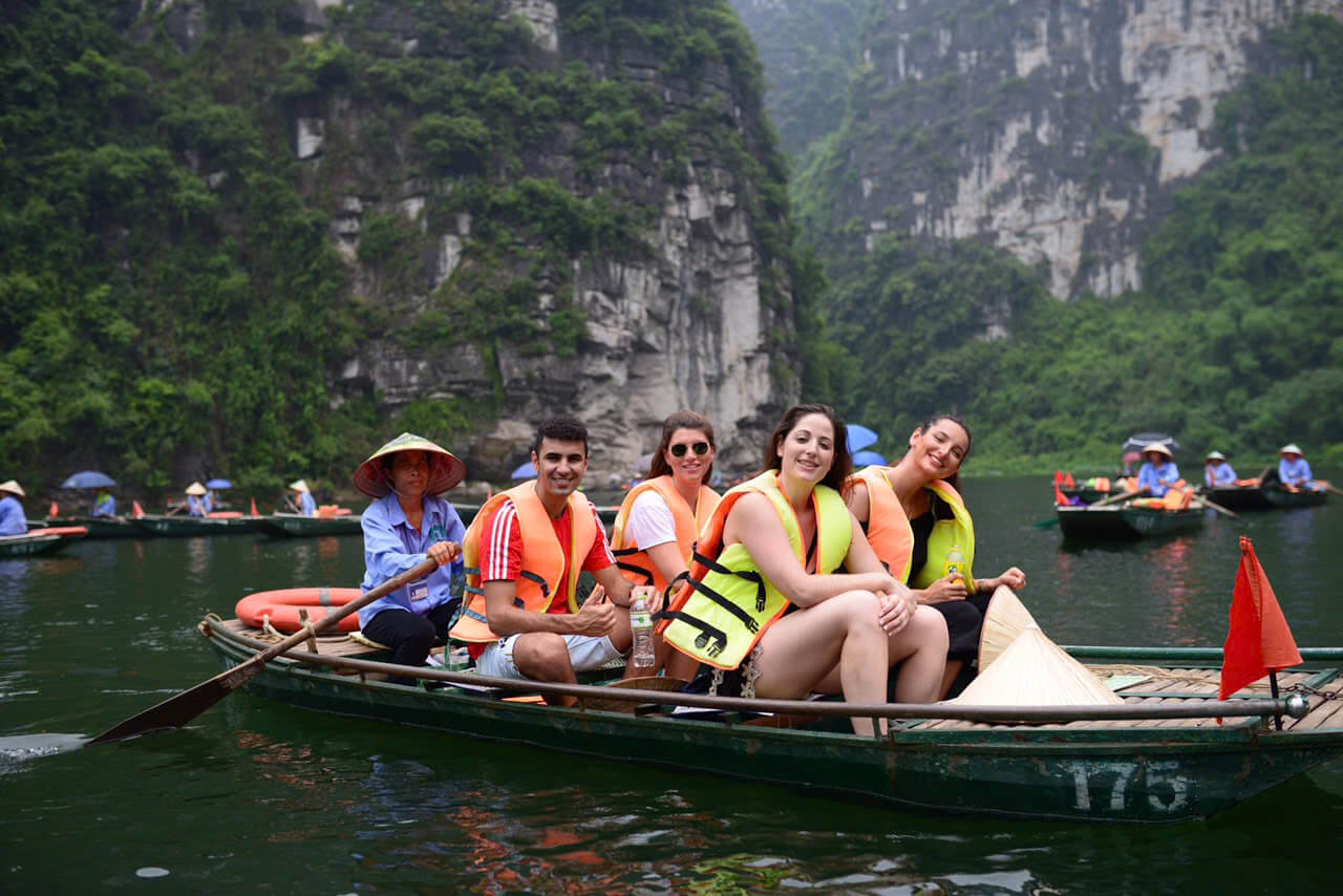 3 Days Northern Vietnam Itinerary from Hanoi (Ninh Binh & Halong Bay Tour)
