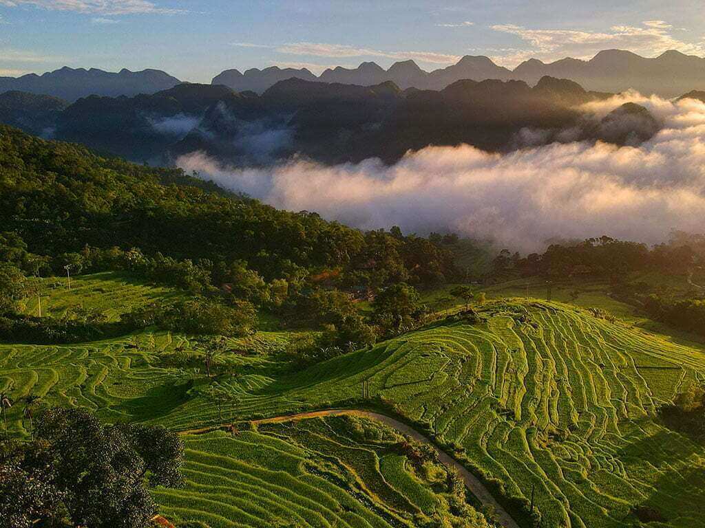 Vietnam & Thailand: Deluxe Adventure in 14 Days