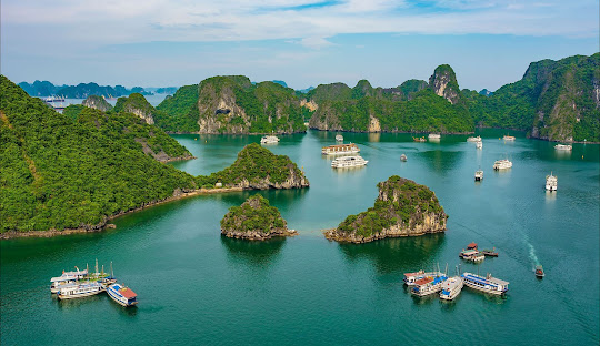 Ha Long Bay Travel Guide 2026: The Ultimate European Visitor’s Handbook | [Azotar Travel]