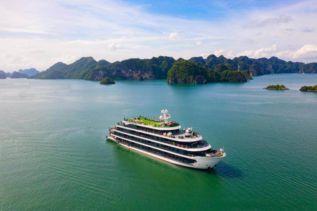9-Day Romantic Honeymoon Trip in Vietnam