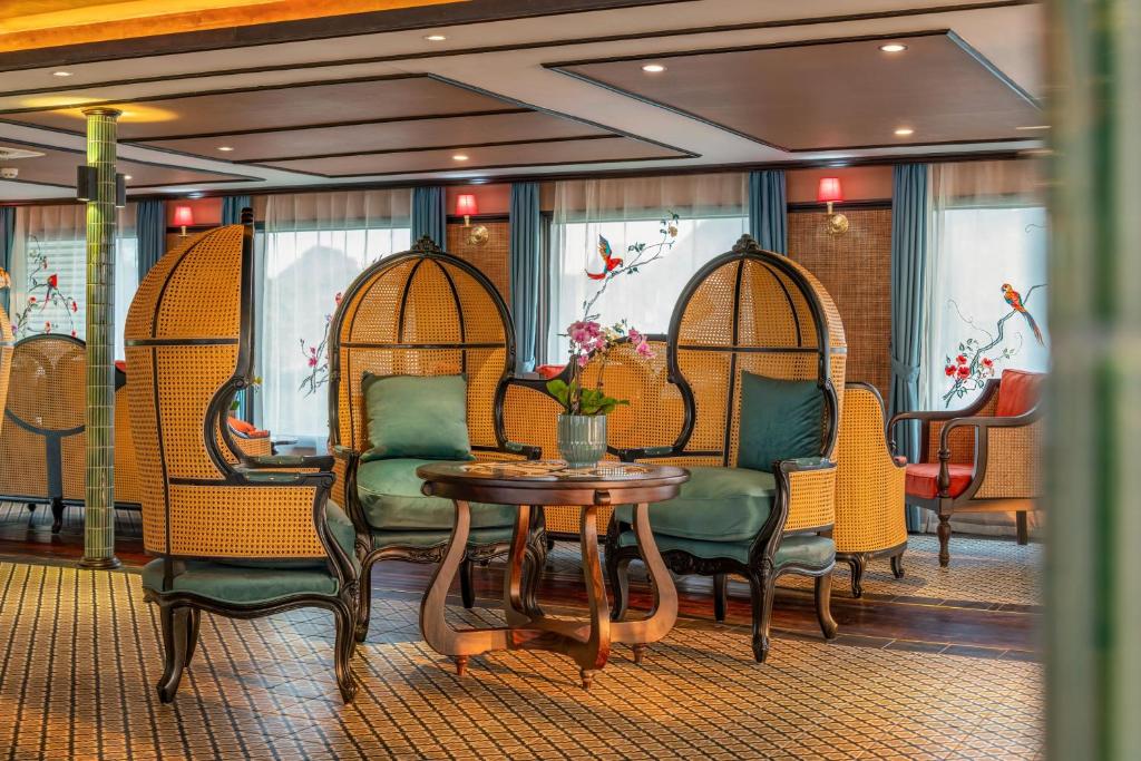 2D1N/3D2N On Indochine Grand Cruise 5 stars – Lan Ha Bay