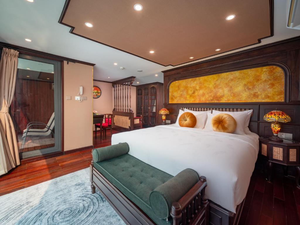 2D1N/3D2N On Indochine Grand Cruise 5 stars – Lan Ha Bay