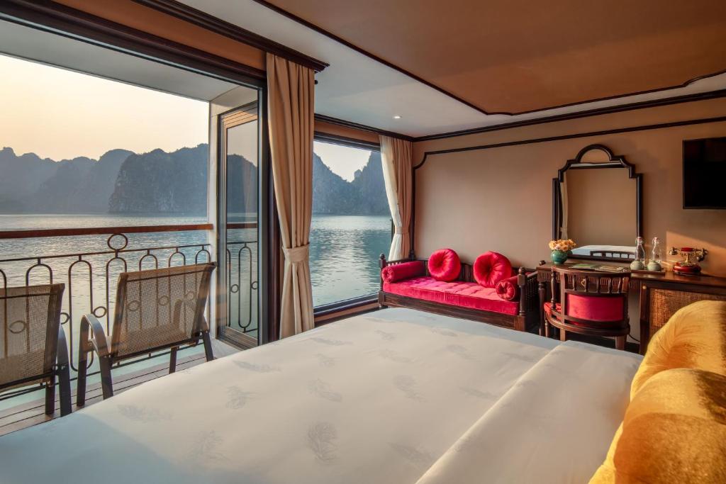 2D1N/3D2N On Indochine Grand Cruise 5 stars – Lan Ha Bay