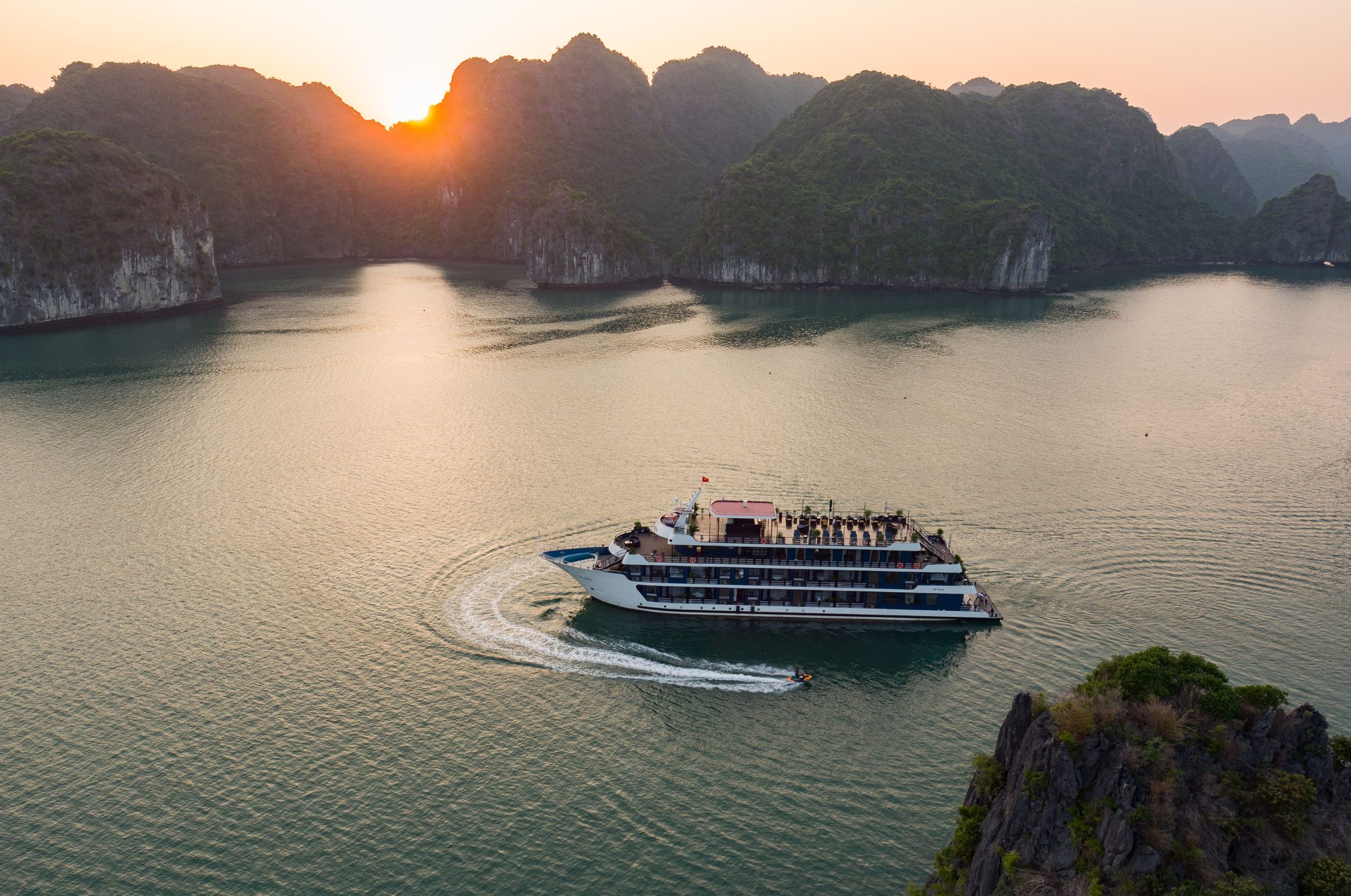2D1N/ 3D2N On Rosy Cruise 5 Stars