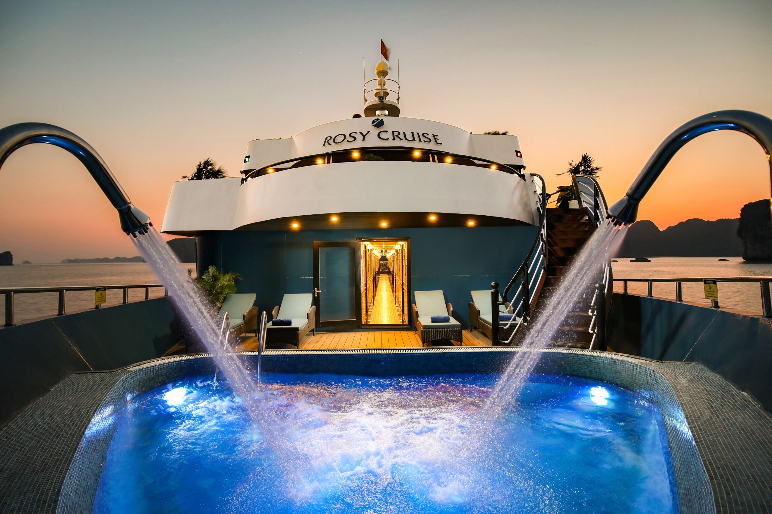 2D1N/ 3D2N On Rosy Cruise 5 Stars