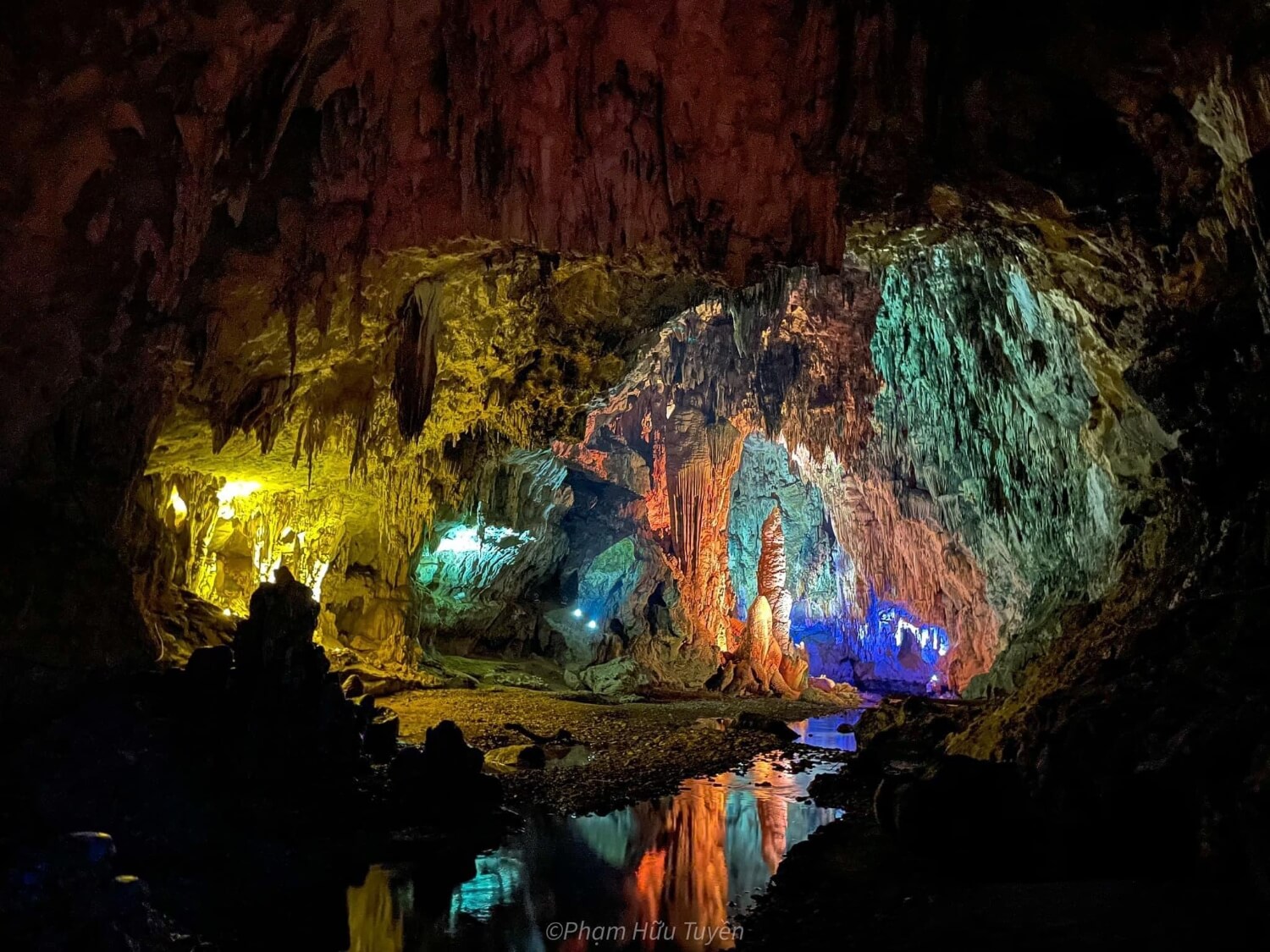 4 Days Sapa & Halong Bay Tour from Hanoi (Short Vietnam Itinerary)