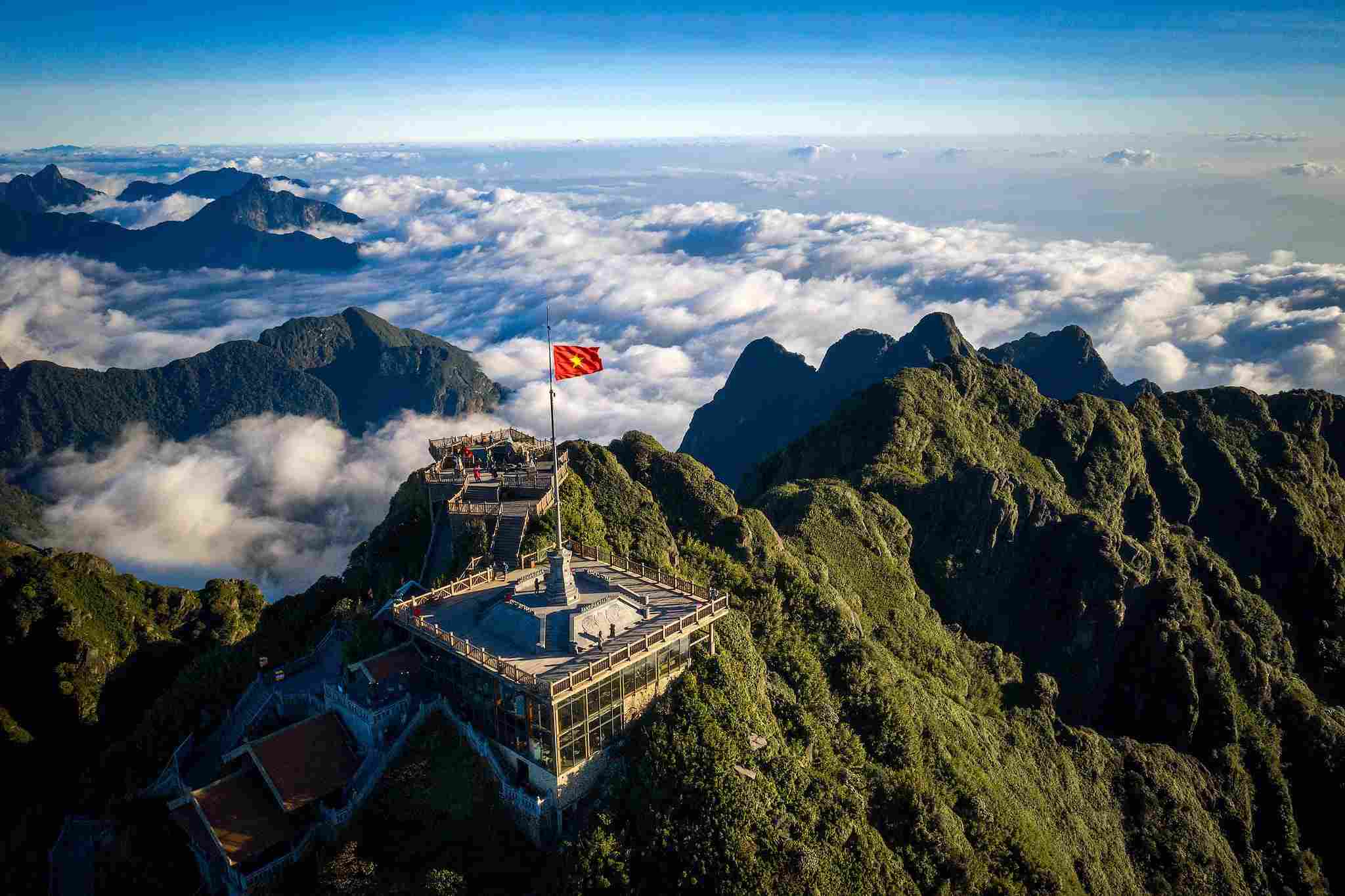 4 Days Sapa & Halong Bay Tour from Hanoi (Short Vietnam Itinerary)