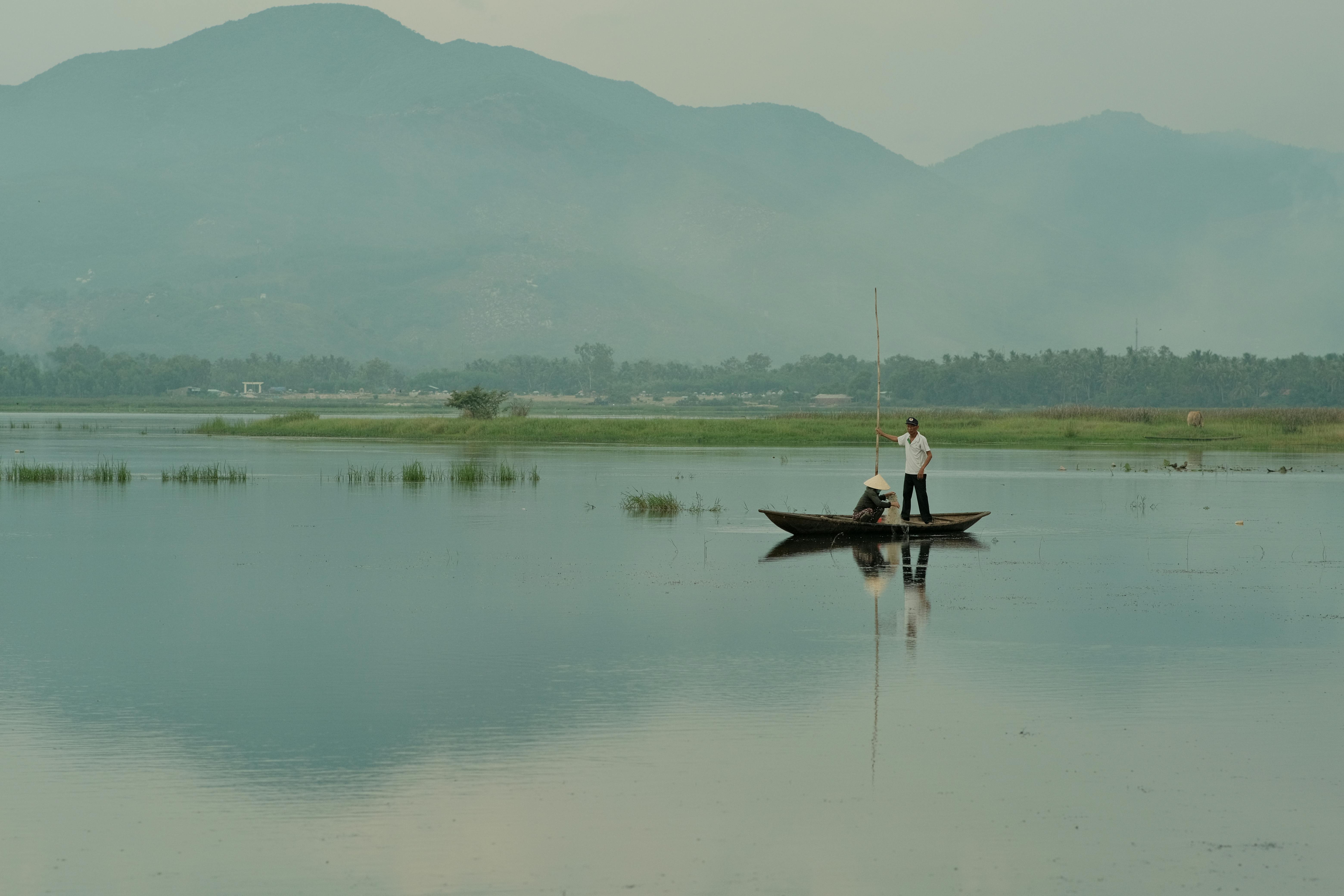 From Hanoi: Private Ninh Binh Escape – Van Long Reserve, Hidden Cycling & Artisan Village (Pick-up & Drop-off in Hanoi or Ninh Binh)