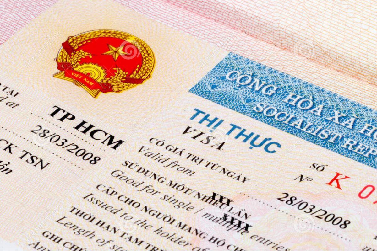 Vietnam Visa Guide: E-Visa, Visa Exemptions & Everything You Need to Know [Azotar Travel]
