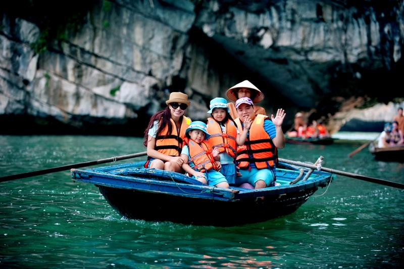 6-Day Northern Vietnam Family Tour | Hanoi, Ninh Binh & Bai Tu Long
