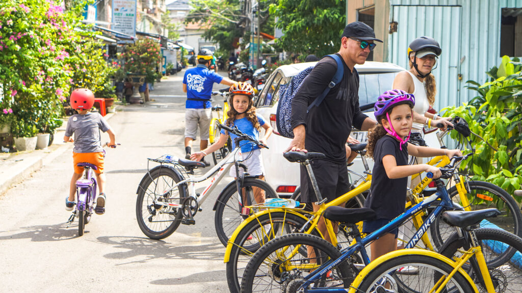 6-Day Northern Vietnam Family Tour | Hanoi, Ninh Binh & Bai Tu Long