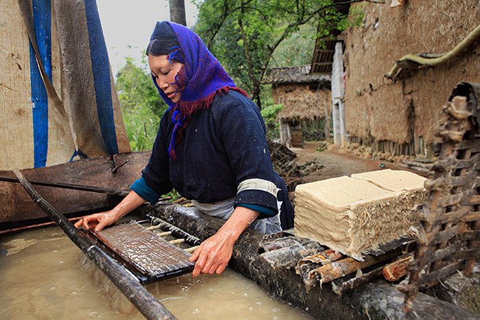 Cao Bang 2 Days 1 Night Tour: Local Life, Traditional Crafts & Hidden Valleys
