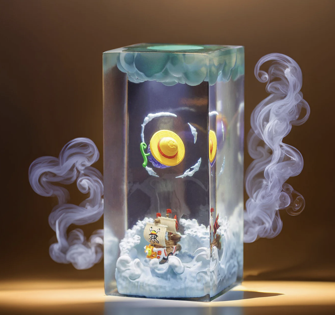 Thousand Sunny & Gomu Gomu no Mi Resin Lamp