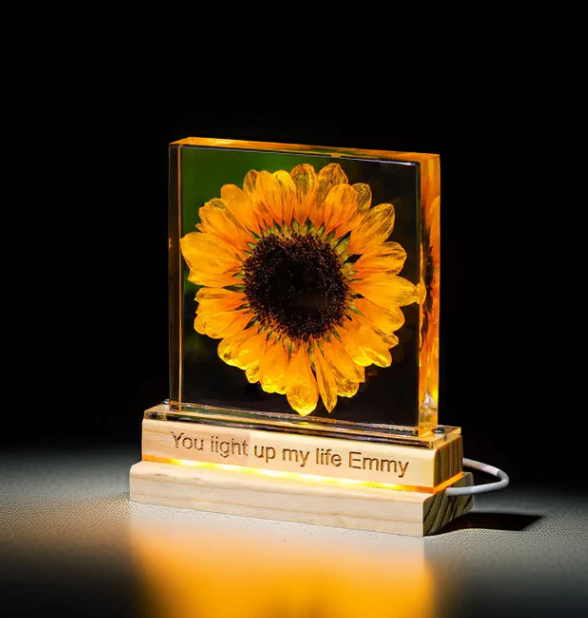 sunflower glow resin lamp