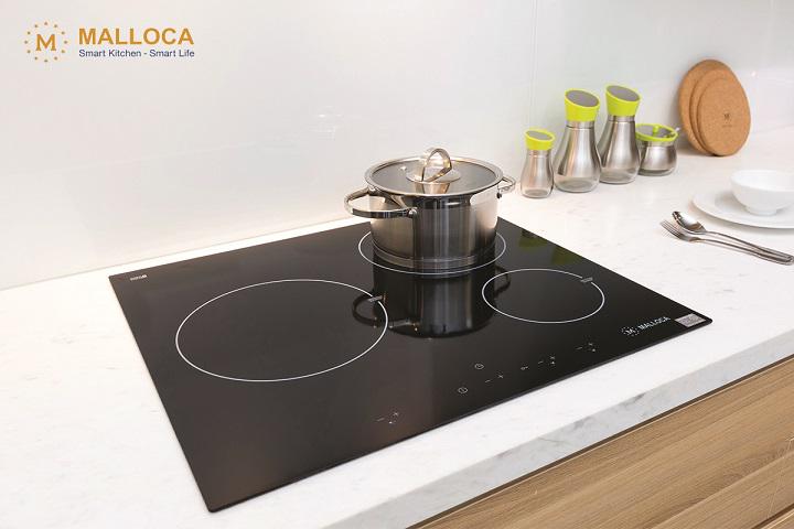 Dùng Bếp Từ Có Tốn Điện Không? Thực Tế Bếp Điện Từ Tiết Kiệm Hơn Bếp Điện Và Bếp Gas Khá Nhiều Dùng Bếp Từ Có Tốn Điện Không? Thực Tế Bếp Điện Từ Tiết Kiệm Hơn Bếp Điện Và Bếp Gas Khá Nhiều