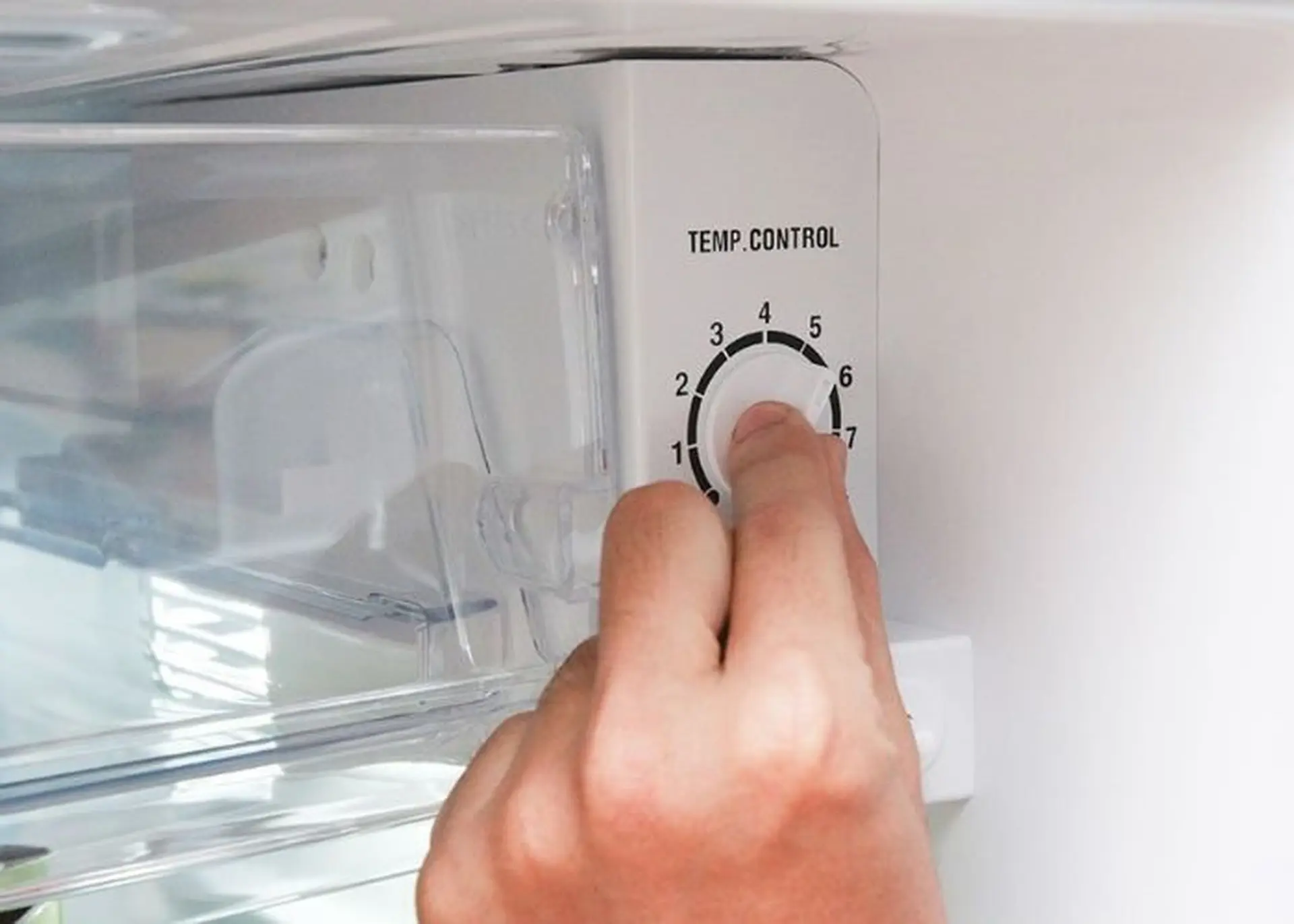 Cách Chỉnh Nhiệt Độ Tủ Lạnh Phù Hợp Theo Từng Mốc Nhiệt Độ Chuẩn Cụ Thể