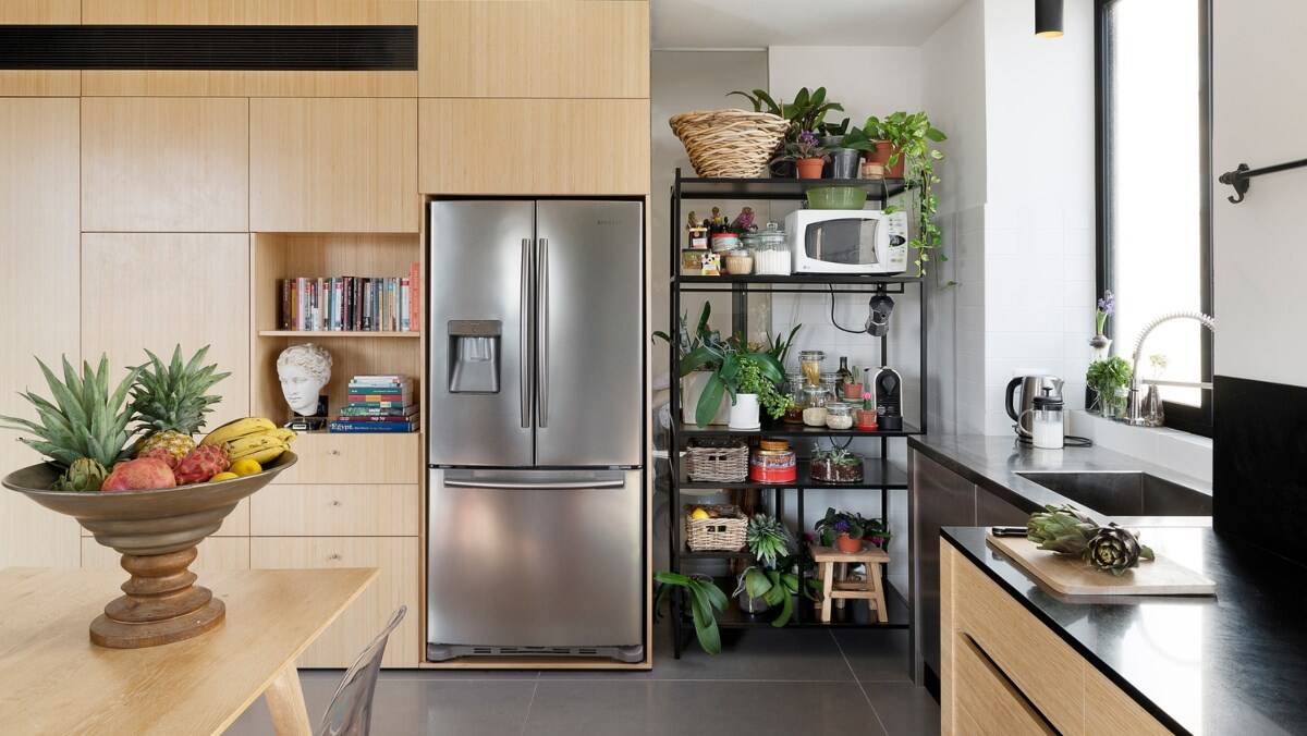 Tổng Hợp Các Kiêng Kỵ Khi Đặt Tủ Lạnh, Lỗi Thường Gặp Và Cách Xử Lý Nhanh Chóng. Xem Ngay Hướng Dẫn Từ Các Hãng Điện Tử Uy Tín Để Bảo Vệ Thiết Bị Của Bạn.