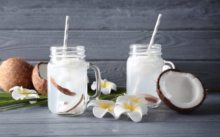 Bạn Lo Lắng Nước Dừa Để Tủ Lạnh Qua Đêm Có Uống Được Không? Tìm Hiểu Nước Dừa Để Tủ Lạnh Được Bao Lâu Và Cách Bảo Quản Dầu Dừa, Nước Cốt Dừa Hiệu Quả Nhất.