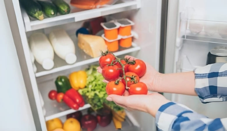 Bạn Đang Tìm Cách Bảo Quản Cà Chua Trong Tủ Lạnh Hiệu Quả? Khám Phá 5 Phương Pháp Bảo Quản Cà Chua Chín, Cà Chua Xanh Và Cách Dùng Ngăn Đá Cực Thông Minh.