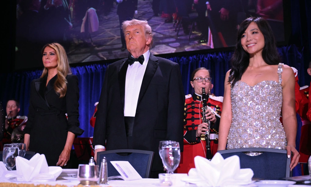NÓNG: Lời kể rùng mình của ông Trump về khoảnh khắc sinh tử khi sát thủ nổ súng tại tiệc VIP NÓNG: Lời kể rùng mình của ông Trump về khoảnh khắc sinh tử khi sát thủ nổ súng tại tiệc VIP