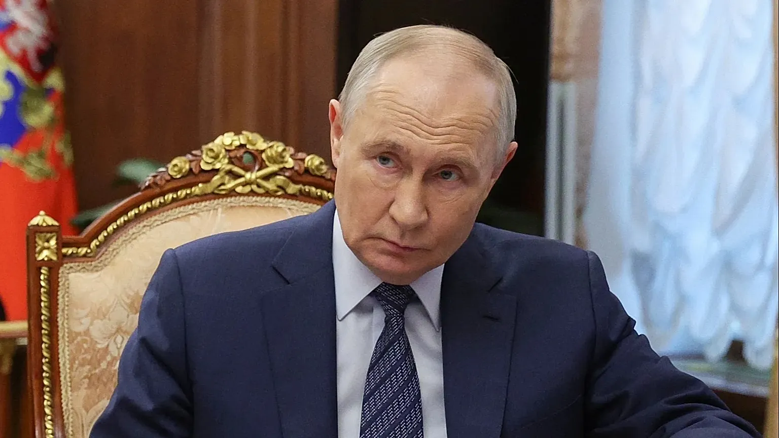 Ngoại trưởng Sergey Lavrov cảnh báo nguy cơ đối đầu trực tiếp giữa Nga và khối NATO Ngoại trưởng Sergey Lavrov cảnh báo nguy cơ đối đầu trực tiếp giữa Nga và khối NATO