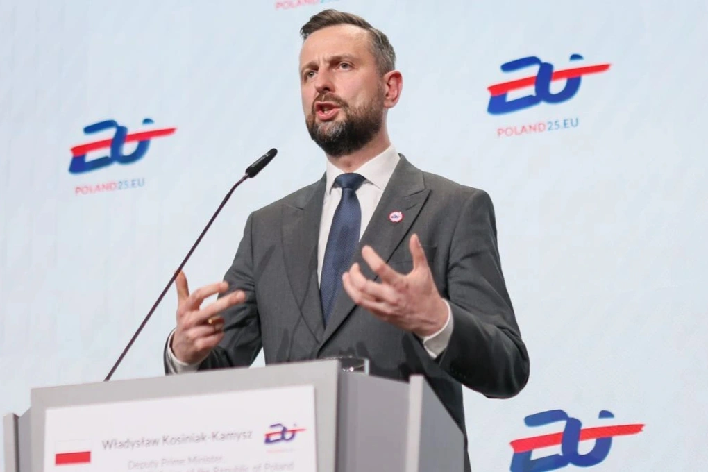 Cơn địa chấn chính trị tại Ba Lan: Giải mật toàn bộ vũ khí viện trợ cho Ukraine giữa nghi án chuyển giao “chui” Patriot Cơn địa chấn chính trị tại Ba Lan: Giải mật toàn bộ vũ khí viện trợ cho Ukraine giữa nghi án chuyển giao “chui” Patriot