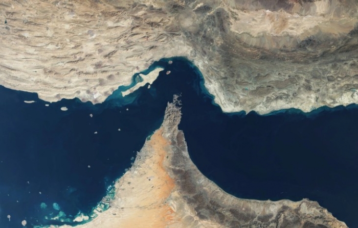 he-lo-so-tien-iran-thu-ve-neu-siet-tram-thu-phi-tai-eo-bien-hormuz-don-bay-cho-chien-luoc-quan-su