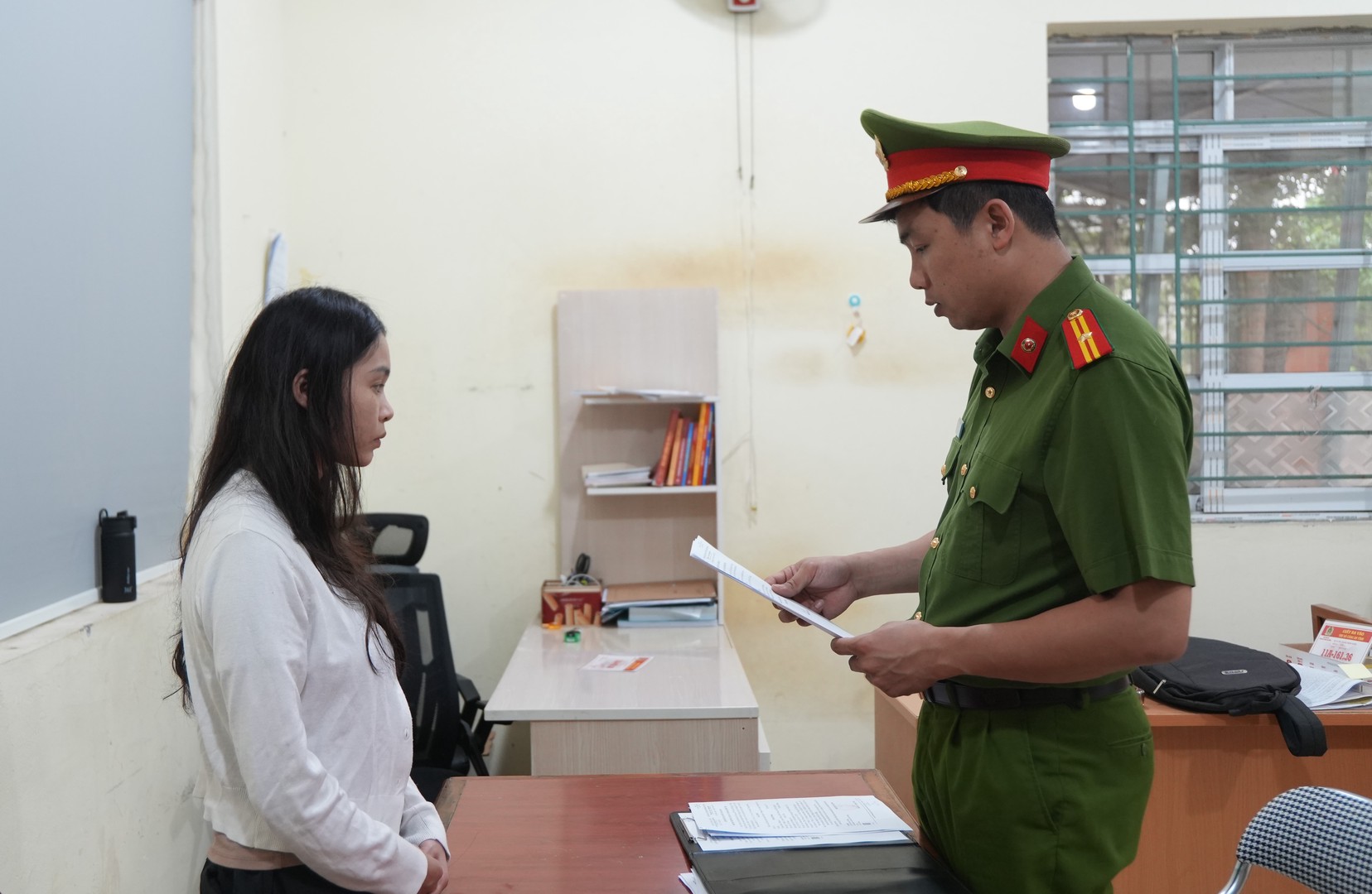 photo-library-20260403194409-89bed12c-1a63-4db0-813e-0eff78ca1ad0-1-co-quan-cong-an-oc-lenh-khoi-to-bi-can-lenh-bat-tam-giam-oi-voi-trieu-thi-dung