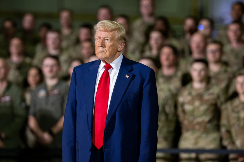 trump-bieu-tinh-o-iran-2745-2635.jpg