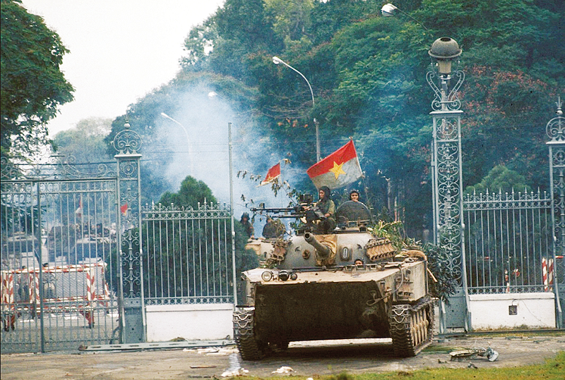 tinh-than-30-thang-4