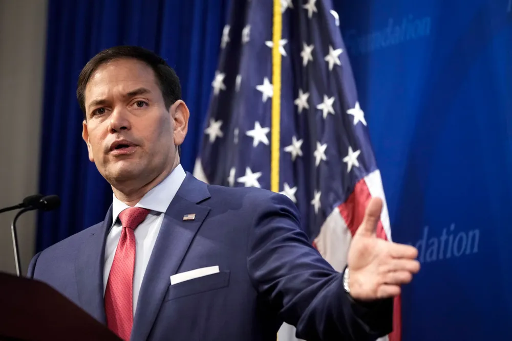 rubio-384-9048.jpg