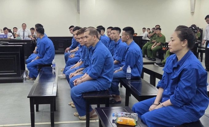 huan-hoa-hong-lua-dao-1058-177-9191-9153-1779948627