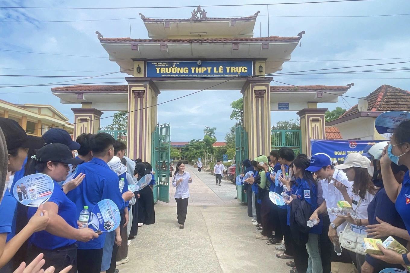 truong-thpt-le-truc-nhat-anh-1783647326487